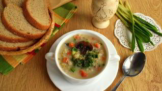 Пшенный суп с грибами