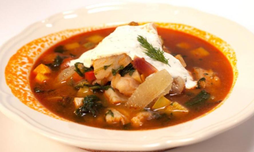 Рецепт разноцветного супа с пангасиусом и тилапией