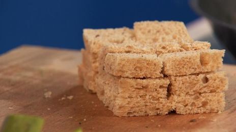 разноцветный суп с пангасиусом и тилапией