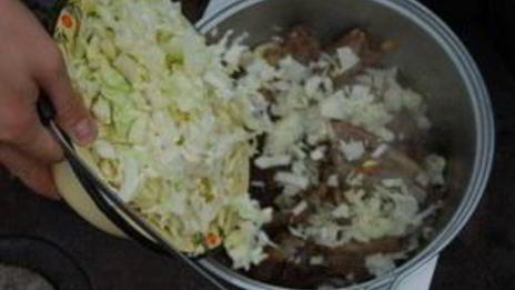 шулюм из баранины на природе