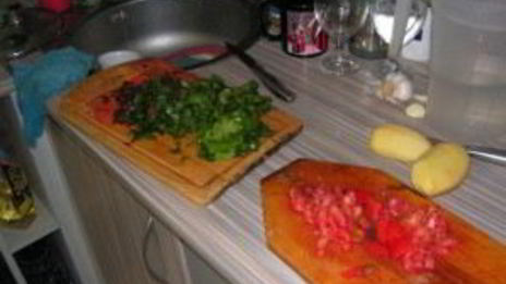 суп из свекольной ботвы