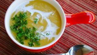 Суп из тыквы с картофелем и луком-пореем