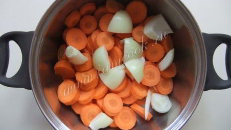 морковный суп-пюре с грушей