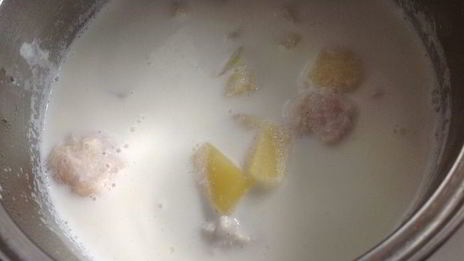 сливочно-грибной суп-пюре с фрикадельками