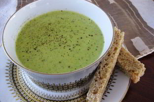 Суп-пюре из брокколи с курицей