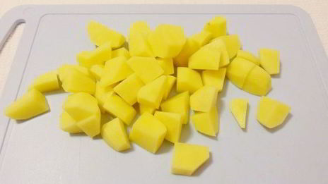 суп-пюре из фасоли с индейкой и чесночными гренками