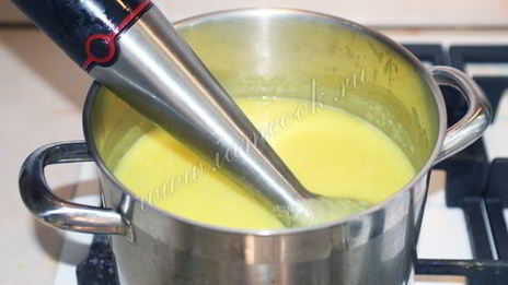 суп-пюре из кабачков цукини