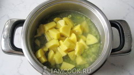 суп-пюре из сухого зеленого гороха