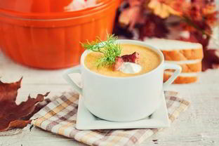 Суп-пюре из тыквы с беконом