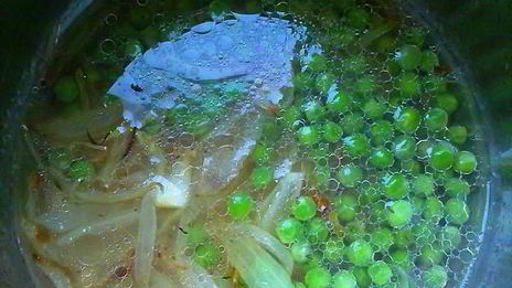 суп-пюре из зеленого горошка