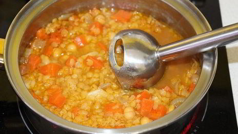 суп-пюре с чечевицей и нутом