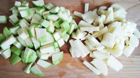 томатный суп-пюре с кабачками