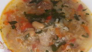 Суп рисовый с фасолью