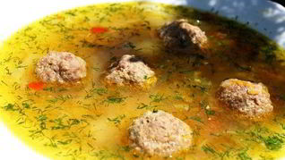 Суп с картофелем и мясными фрикадельками