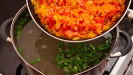 суп с картофелем и стручковой фасолью