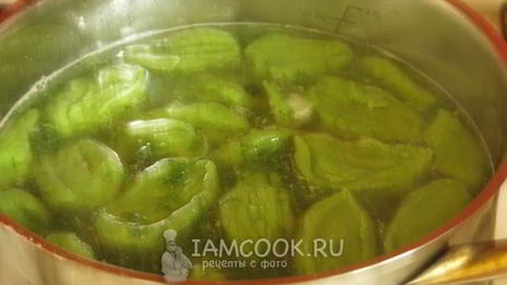 суп с крапивными клецками