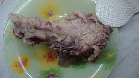 суп с макаронами, картошкой и мясом в мультиварке