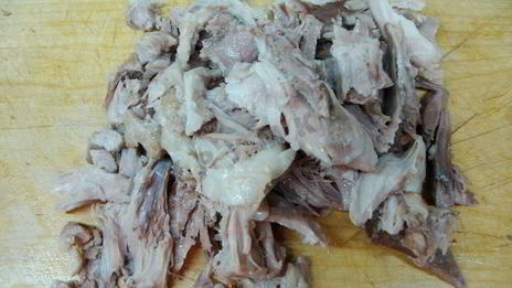 суп с макаронами, картошкой и мясом в мультиварке