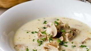 Суп с шампиньонами и курицей