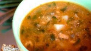 Суп с жареным лососем