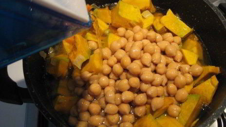 тыквенный суп с нутом