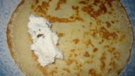 блинчики с творогом и изюмом