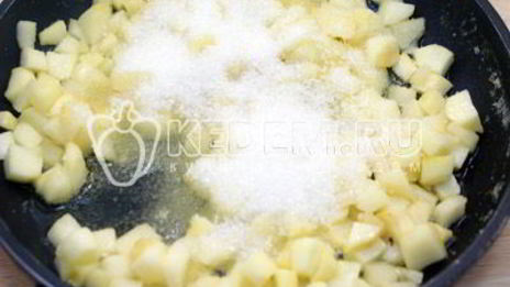 блинчики с яблочной начинкой