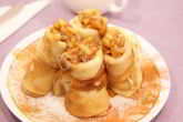 Блинчики с яблоками и корицей