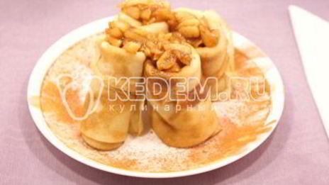 блинчики с яблоками и корицей