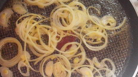 блинчики с зеленым паштетом из брокколи, зеленой фасоли и шампиньонов