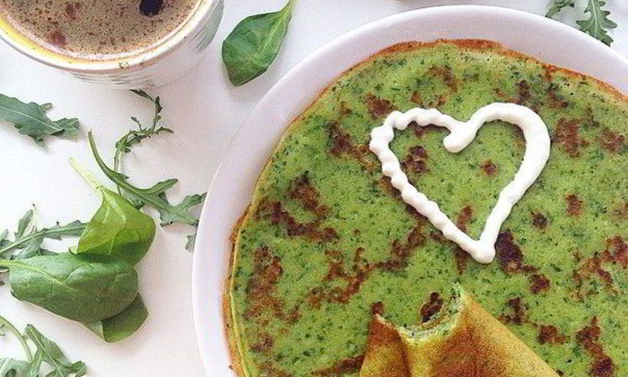 Рецепт блинчиков со шпинатом и руколой без яиц