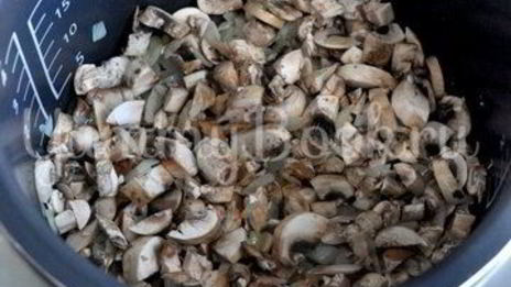 блины с курицей и грибами