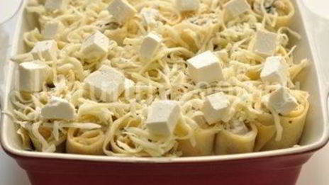 блины с курицей и грибами