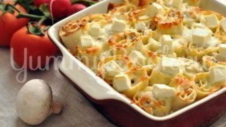 блины с курицей и грибами