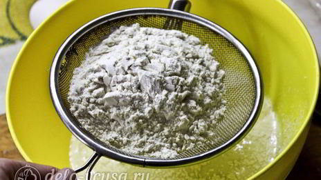 блины с творогом и бананом