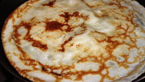 блины с творогом и ягодами