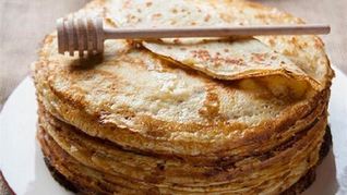 Классические тонкие блинчики к завтраку