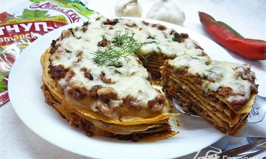 Рецепт кукурузных блинчиков с начинкой болоньез