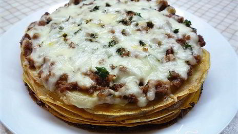 кукурузные блинчики с начинкой болоньез