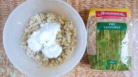 рисовые панкейки с муссом из тунца