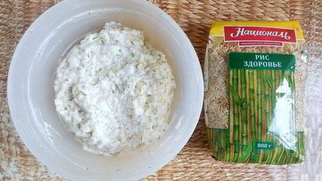 рисовые панкейки с муссом из тунца