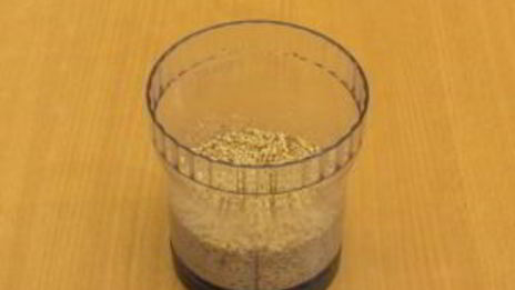 шоколадные блинчики с бананами и орехами