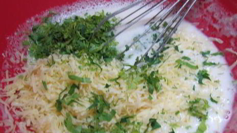 сырные блины с зеленью