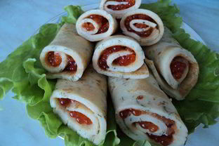 Укропные блины с икрой