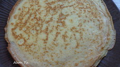 запеченные блинчики с яблоками и сгущенкой