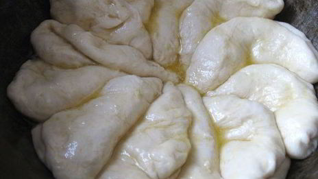 булочка в казане