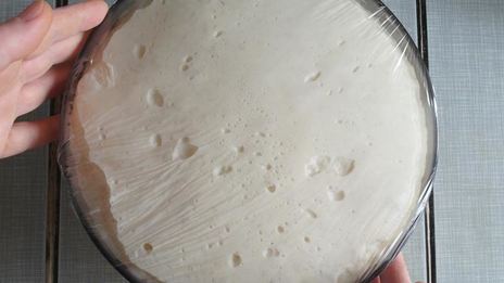 булочки — башенки из дрожжевого теста на воде без яиц