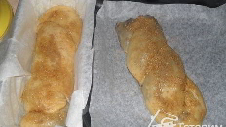 булочки brioche filled with chocolate ganache