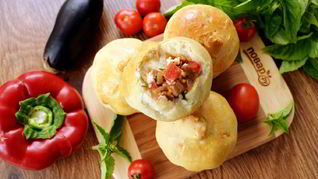 Булочки, фаршированные рататуем