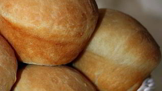 Булочки-маффины с сырно-рыбной начинкой